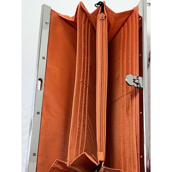 Game Day Outfitters AU College Clutch Purse with Cross Body Chain - Picture 15 of 16